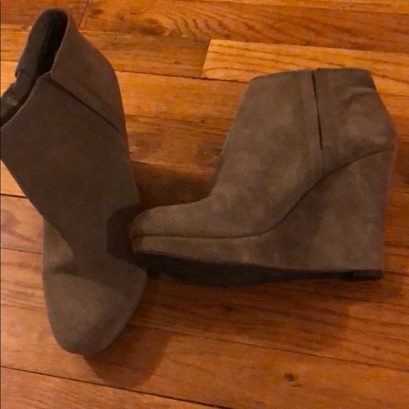 Bootie - Picture 2 of 4